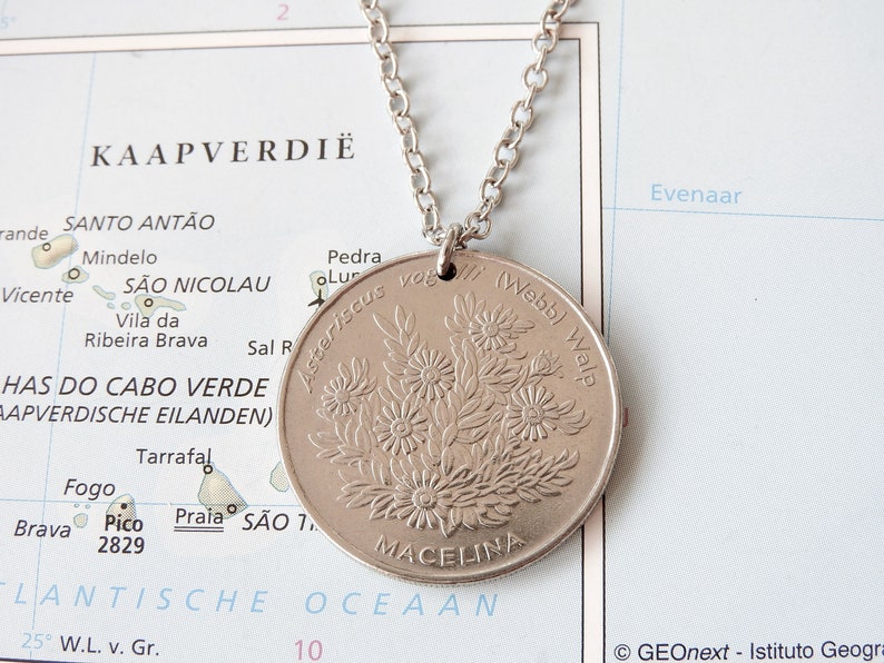 Cape Verde coin necklace/keychain 5 different designs globetrotter turtle personalized Cape Verde necklace sailboat contra Bruxas Coin necklace 5