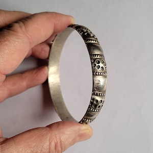 Sahrawi bangle bracelet in silver - Guelmim region - Morocco