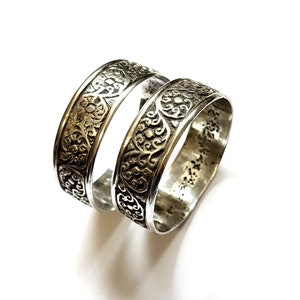 Old Pair of Silver Bracelets Decorated with Flowers and Scrolls - Essaouira