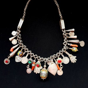 Morocco - Amazing Berber silver necklace "Hbil" with various pendants