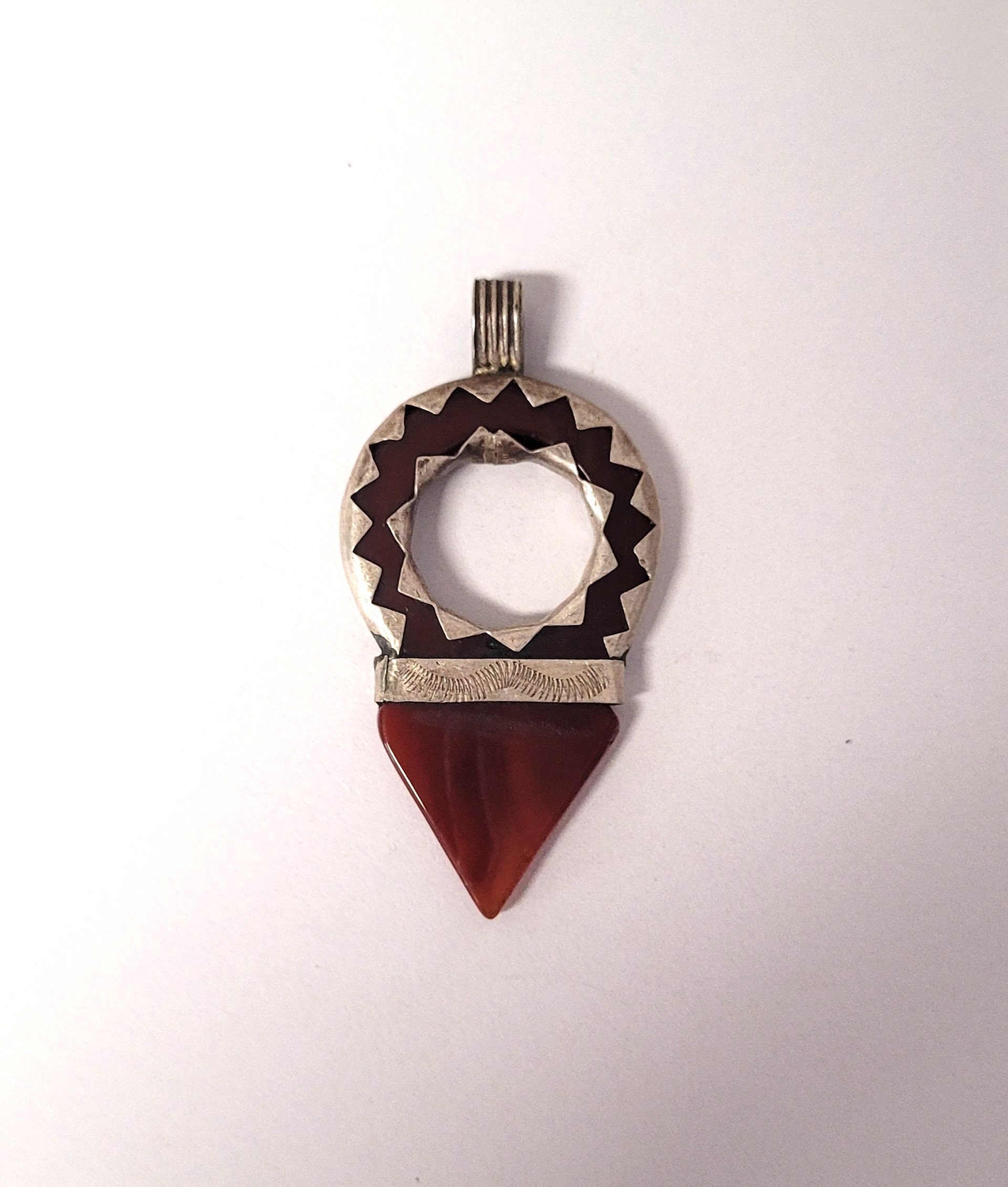 TUAREG Talhakimt,tisek,tuareg Tanfouk African Jewel – Agate 