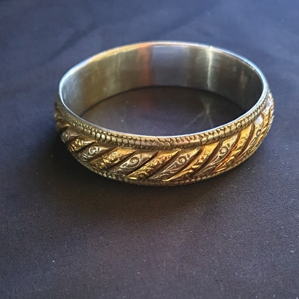 Marokko-"SHAMS of QMAR" armband met gedraaide godrons in gebeiteld zilver met vergulden