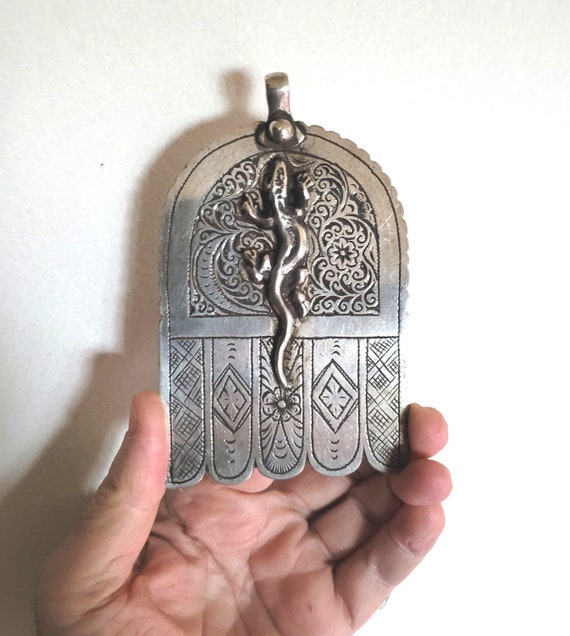 Morocco - Hand of Fatima with Salamander - Silver… - image 5