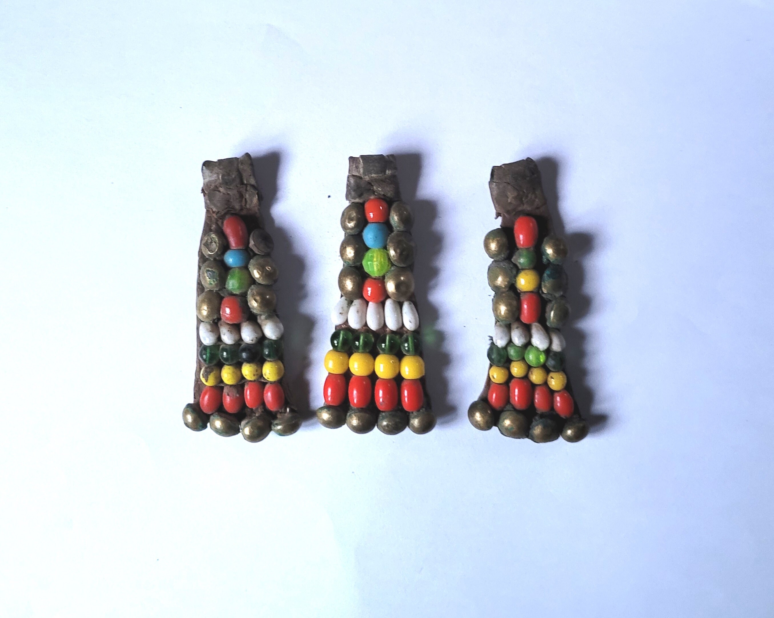 Antique Amulette/Talisman Porte-Bonheur - Cuir Perles Anciennes Sahara Tidikelt- Algérie