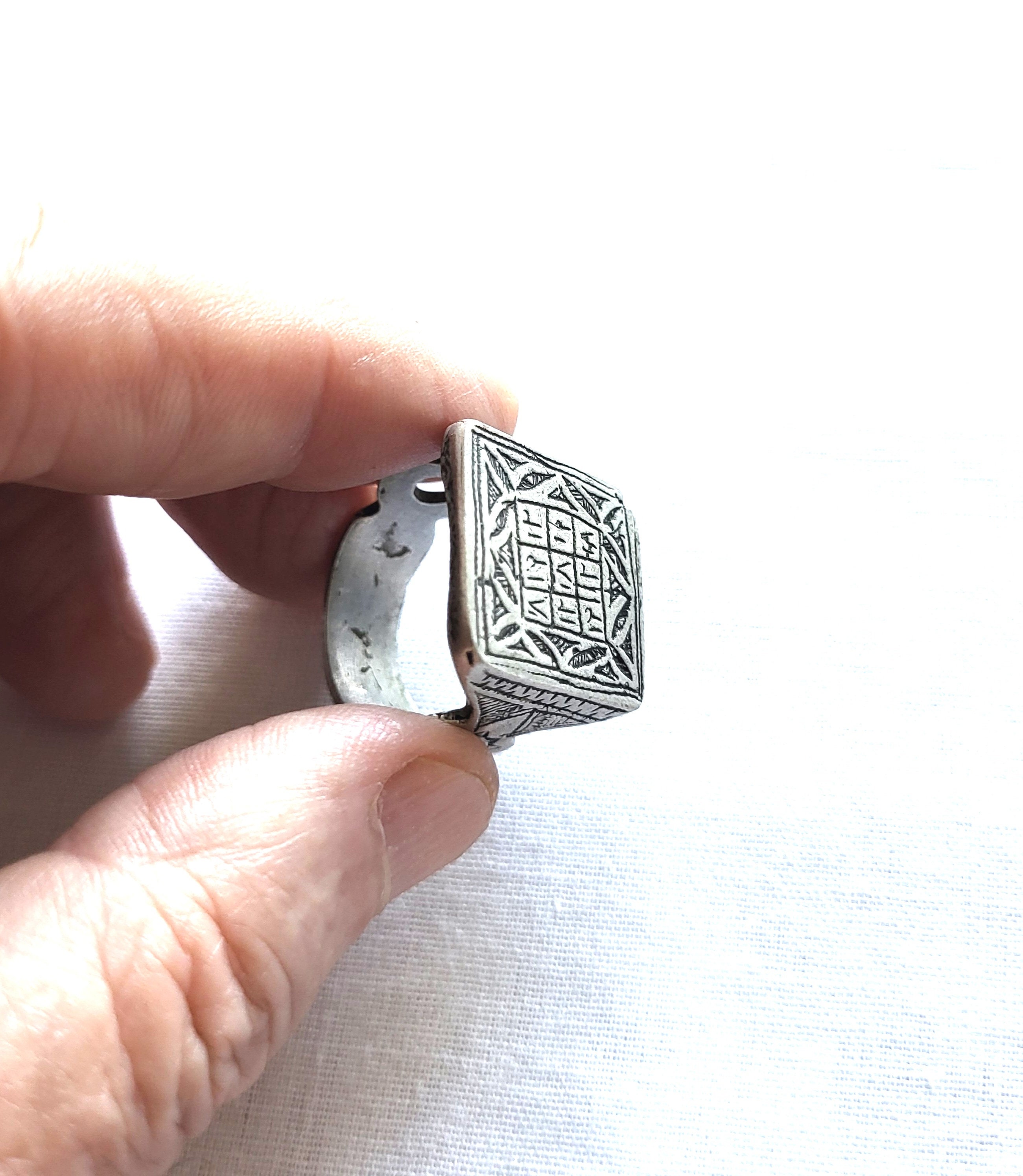 Talismanic Ring – Protective Magic Square – Silver – Tuareg