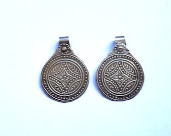 Morocco Lot of 2 old  Berber silver pendants for necklace – South Morocco