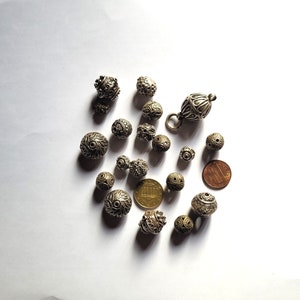 Lot of ancient silver beads for necklace