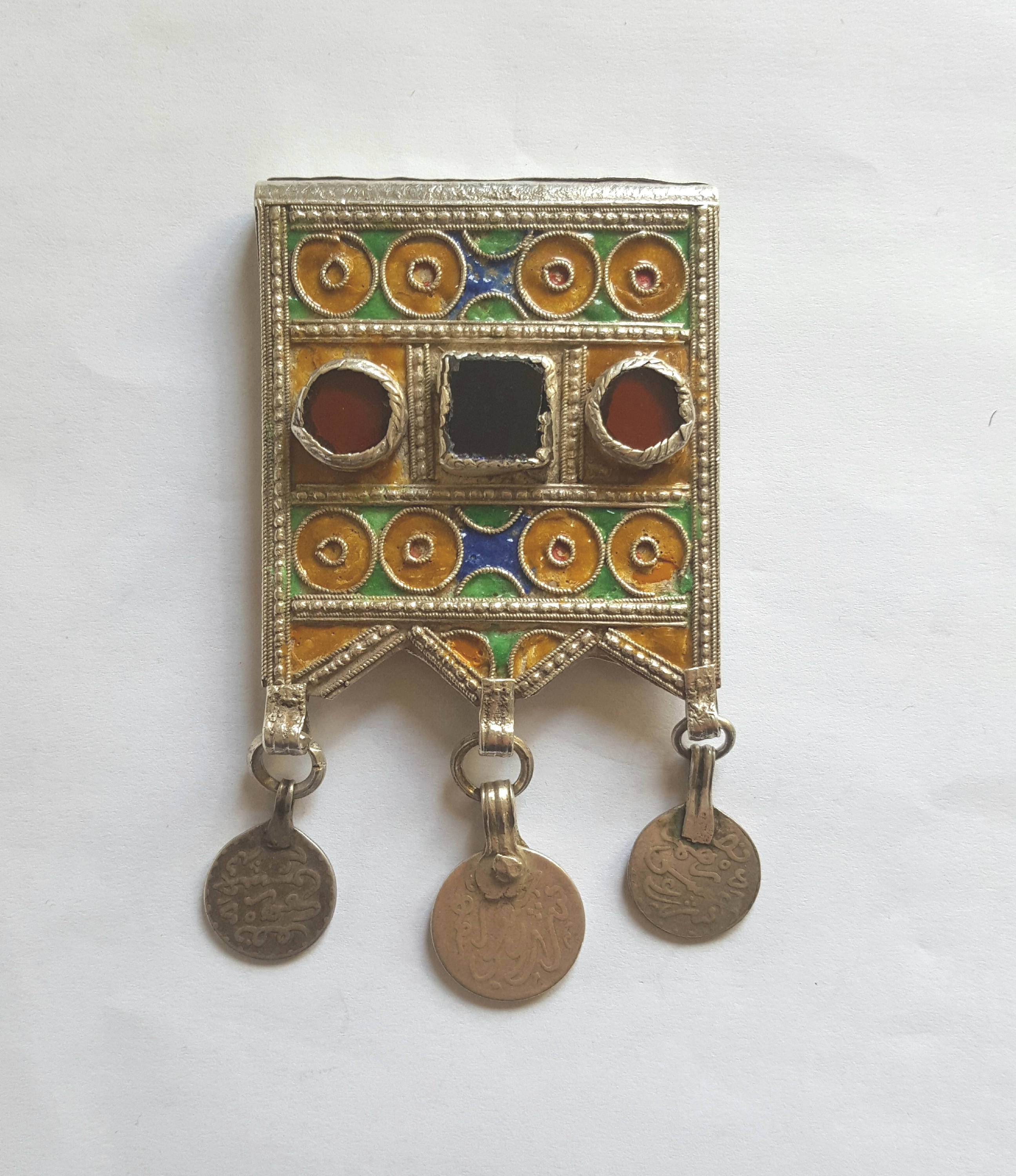 Maroc - Pendentif Berbère en Argent, Émaillé Hirz et Perles de Verre Cabochon Pour Collier