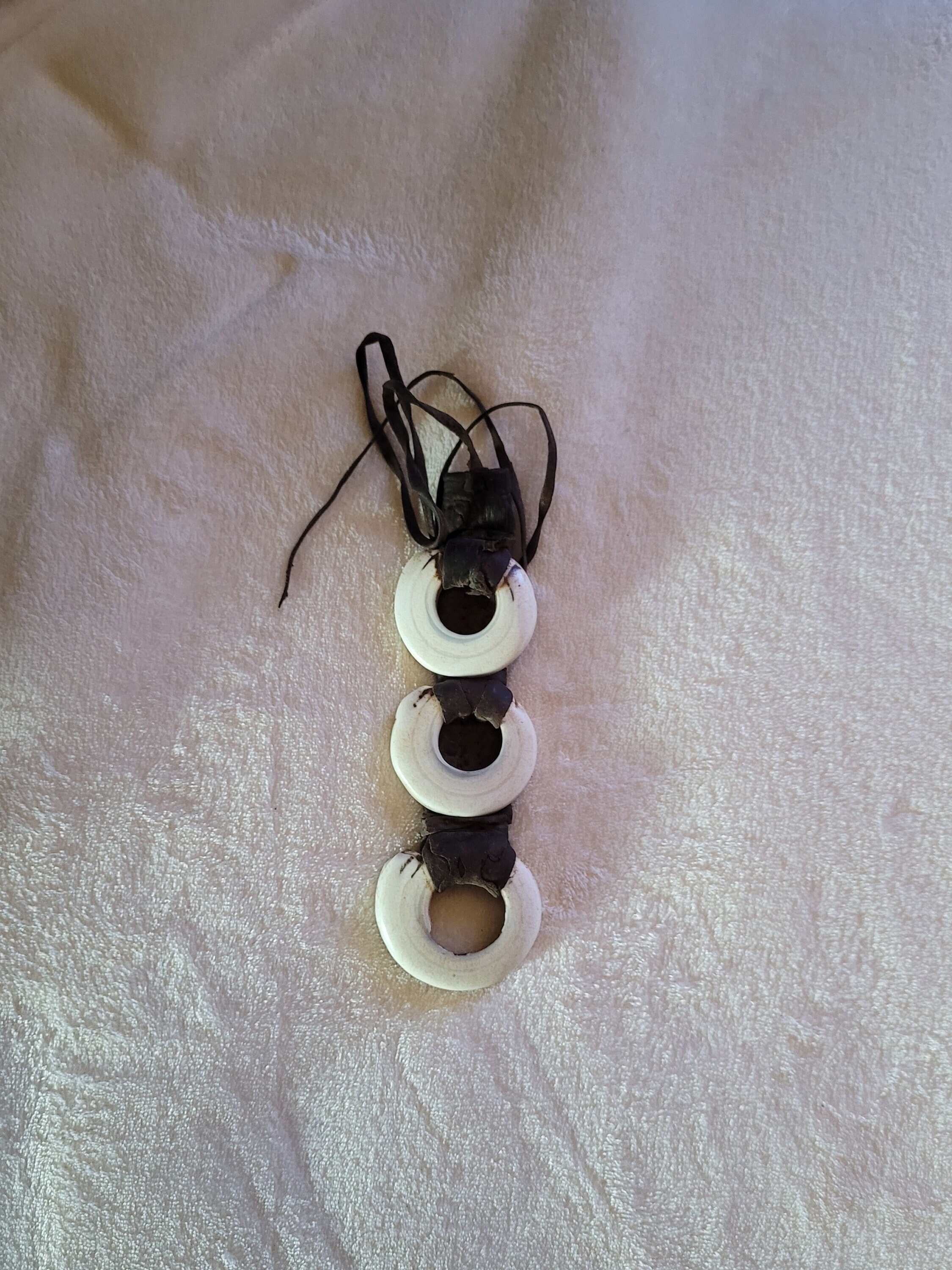 Ancien Talisman en Cuir - Touareg Coquillages Algérie