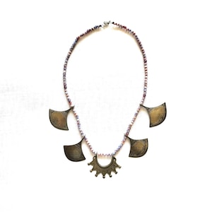 Azawagh Shatshat necklace - Tuareg jewel in finely chiseled silver and artisanal glass beads