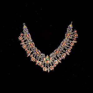 Exceptional and superb Parure – Old Berber, Amazigh – Kabyle necklace – Silver, enamels and coral cabochon