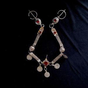 Morocco - Pair of silver fibulae, enamel and glass beads - TIZERZAI Jebel Siroua - Ighil n&#39;Ogho