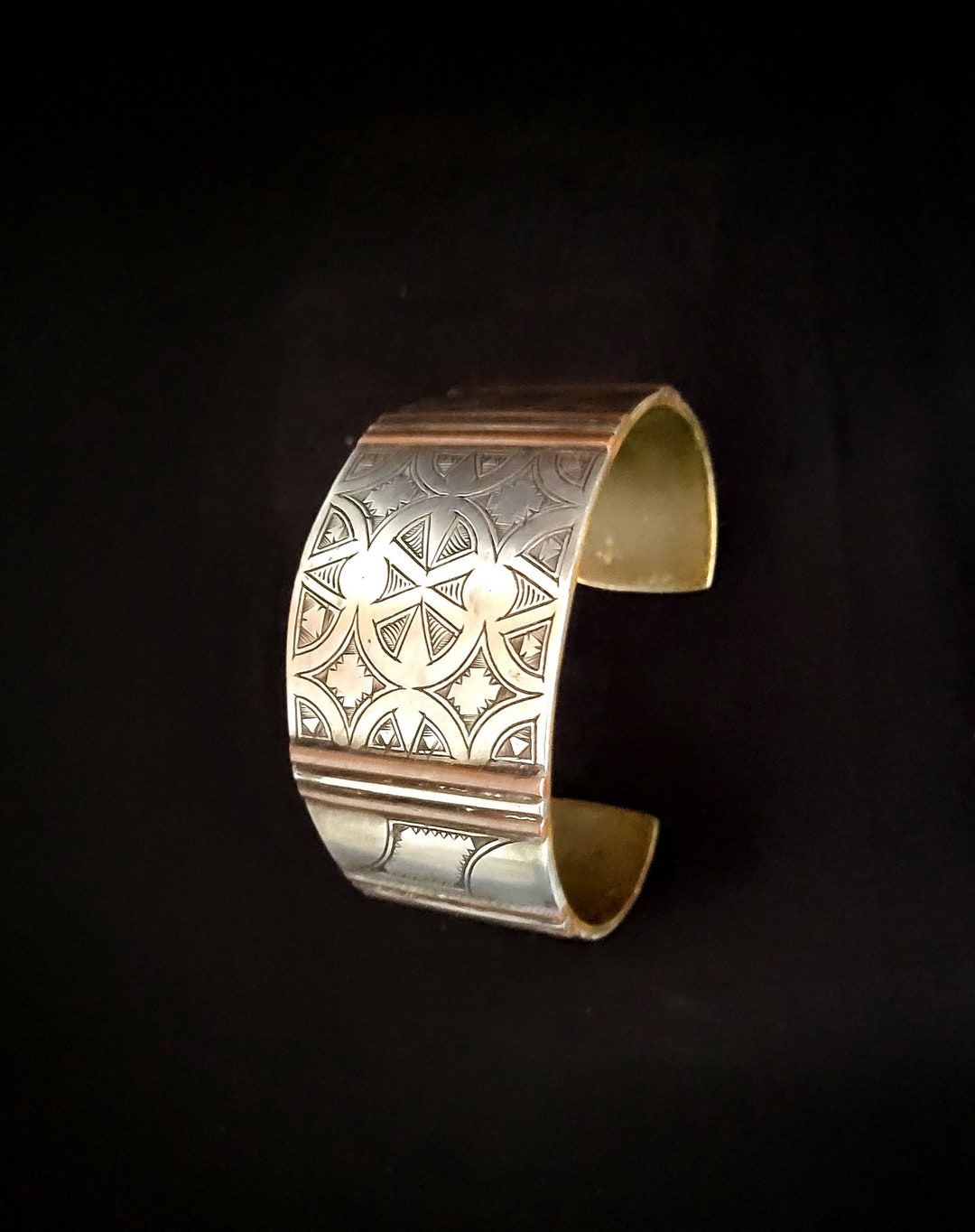 Tuareg Open Cuff Bracelet in Silver and Copper - Finely Chiseled
