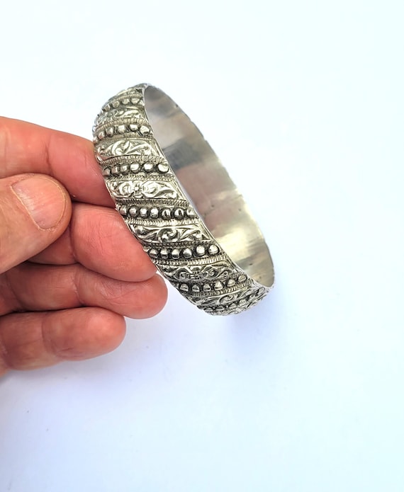 Comment faire un superbe bracelet brésilien en 5 minutes