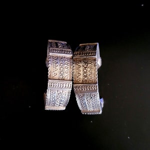 Morocco Berber ethnic Pair of Ankle Bracelets former Khalkhal silver