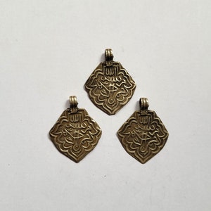 Lot of 3 old Islamic silver pendants for necklace - North Africa