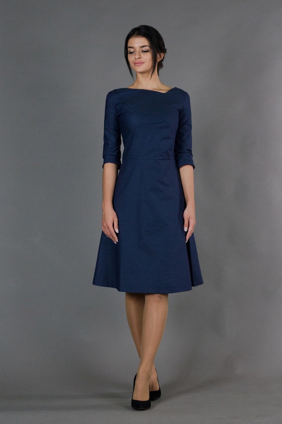 Vestido sencillo azul marino, Vestidos de cóctel festivos, Vestidos  entallados y con vuelo para mujer, Vestidos modestos para invitada de boda,  Vestido profesional TAVROVSKA -  España