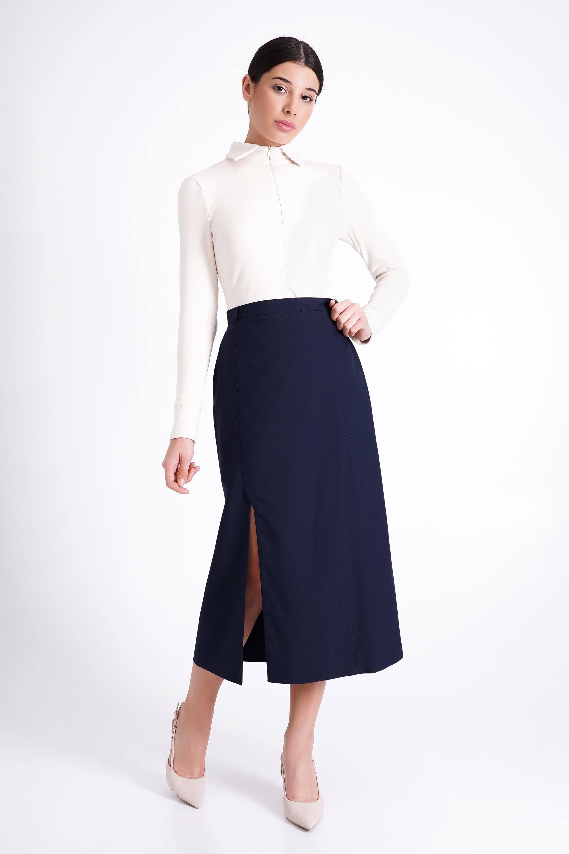 ＊韓国＊［NAVIVERSE］Star Embroidered Skirt 2color S/S 2025 Skirts – Nimo With Love