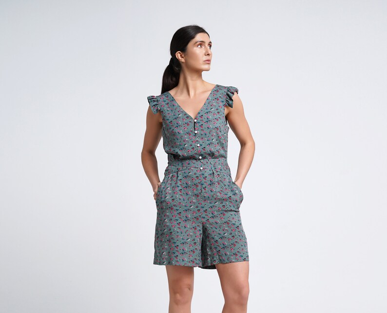 Summer Romper Boho Playsuit overalls for women Short Jumpsuit women Green floral casual beach jumpsuit Ruffled womens clothing TAVROVSKA