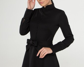 High collar best sale black dress