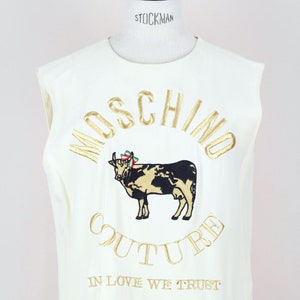 MOSCHINO COUTURE 1989 &quot;In Love We Trust&quot; Crema Oro y Negro Vaca Bordado Top
