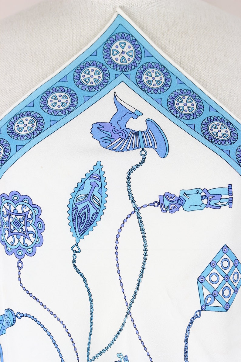 EMILIO PUCCI 1970s African-Inspired Collection White and Blue Silk Scarf image 3