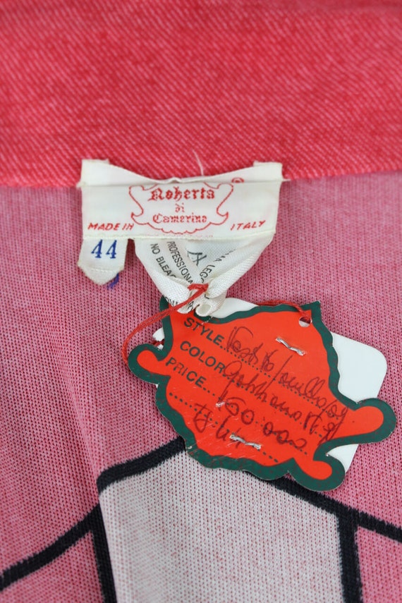 ROBERTA DI CAMERINO 1970s Pink Trompe L'oeil Signature Print ROBERTA DI CAMERINO 1970s Pink Trompe L'oeil Signature Print