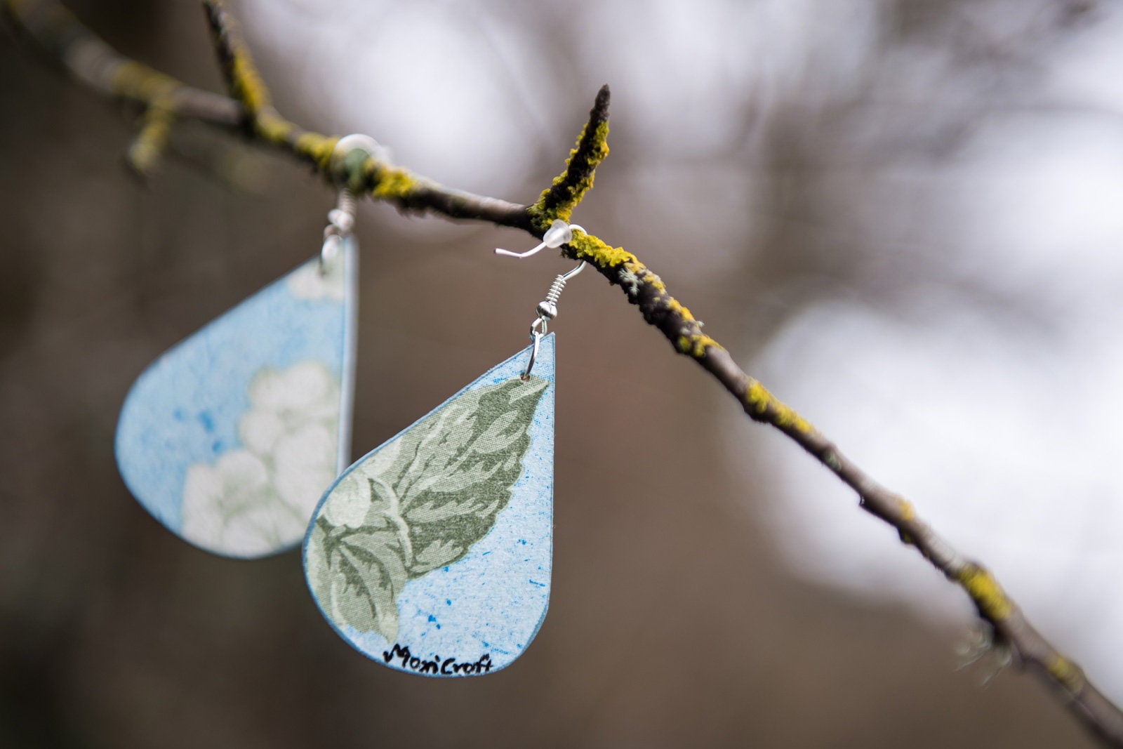 Wood earrings in teardrop shape, floral theme, hydrangea theme, dangle earrings, handmade, vintage, boho