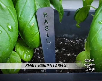 Etiquetas metálicas pequeñas para jardín: Marcadores personalizados para plantas, acero de calibre 16.