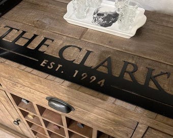 Letrero de metal personalizado con apellido: arte de pared personalizado