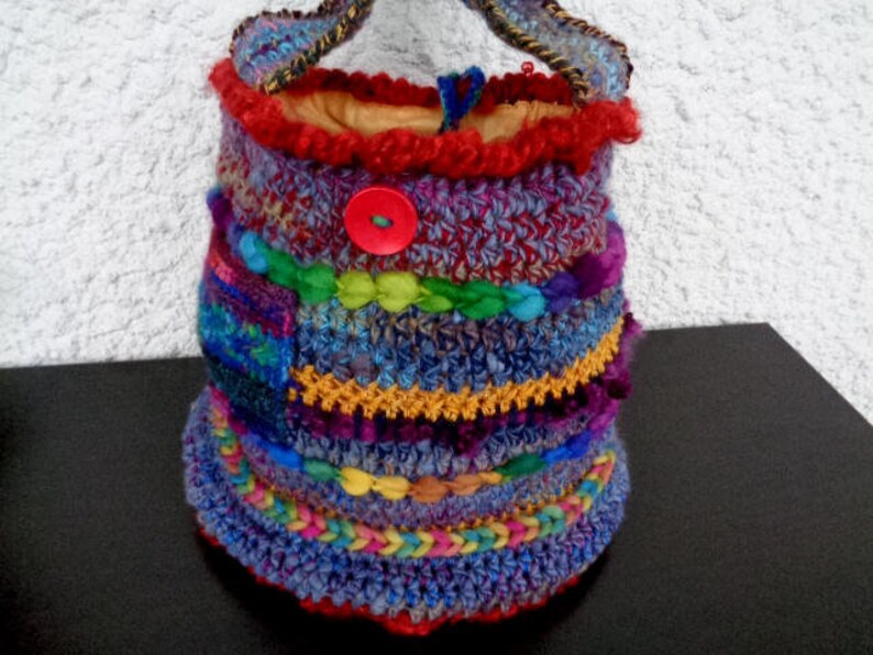 Artisan handspun crochet shoulder bag with wooden button, multicolor buttoned crossbody retro bag, by stonecirclewools image 2