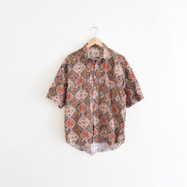 80s TAPESTRY PATTERN SHIRT || size mens medium || 1980s || button up || short sleeve || patterned || bold || surf || summer || vintage!