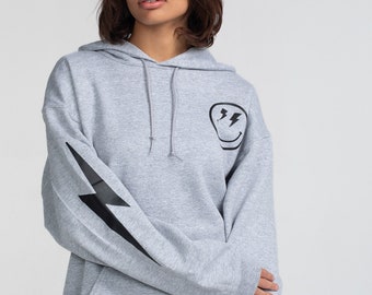 Sudadera con capucha y cara sonriente con rayo gris - negra y blanca - linda sudadera con capucha - ropa de estar en casa - rayo - cara sonriente - regalo - personalizada - única - gris
