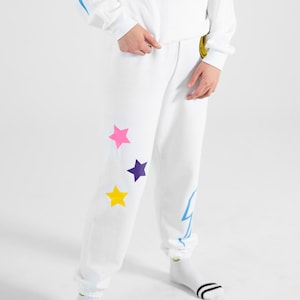 Pantalones deportivos de cómic: pantalones deportivos blancos, estrellas, rayos, cara sonriente, multicolor, bonitos, divertidos, ropa de estar por casa, regalo, conjunto cómodo, personalizado, conjunto deportivo