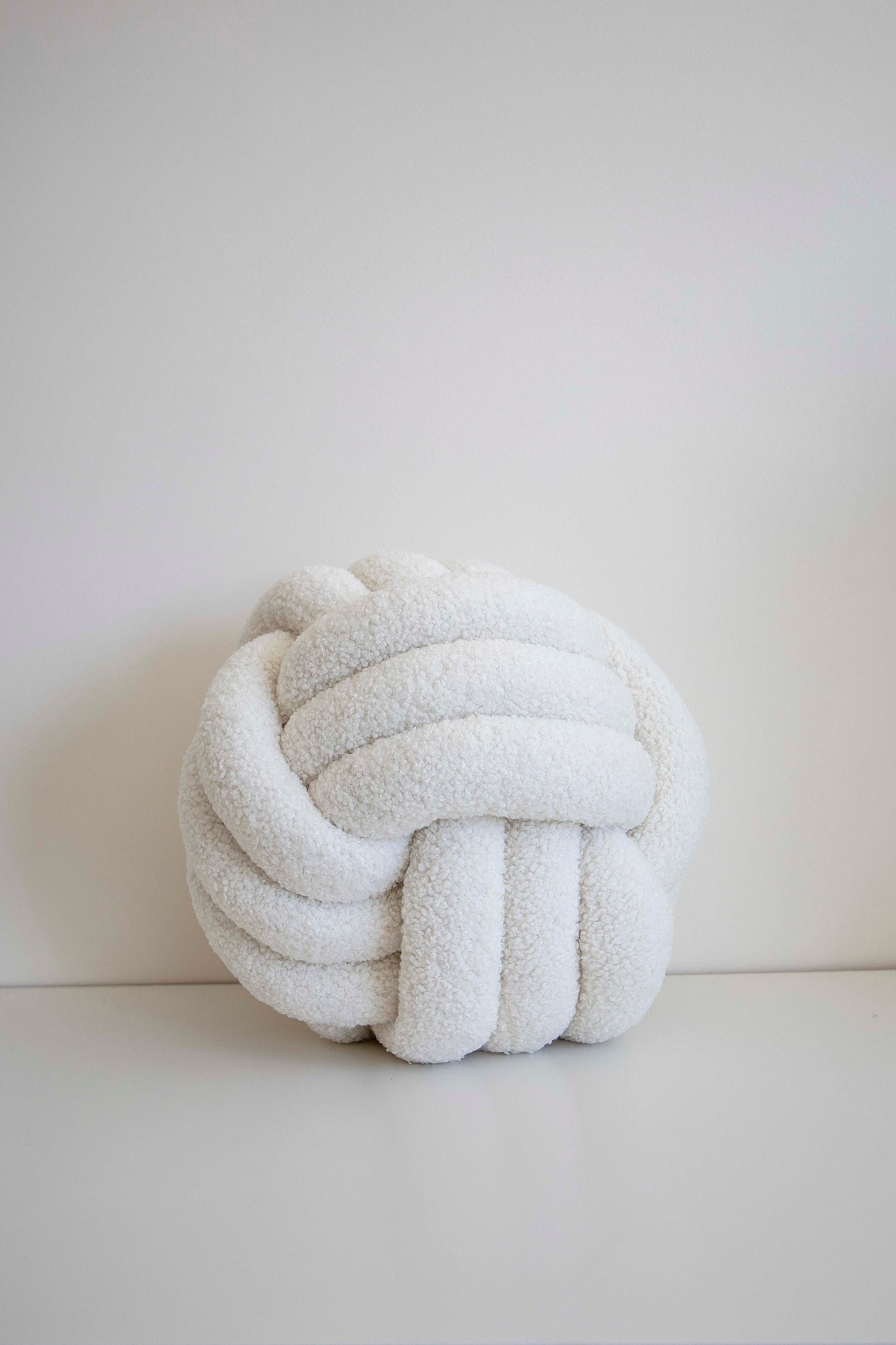 Oreiller Nœud en Peluche Blanc Cassé - Panmilli | 3 Couches Oreillers Sphère Coussin Décoratif Neuti