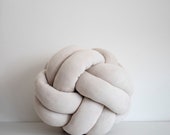 Light Cream Knot Pillow: Modern Scandinavian Decor — image 1