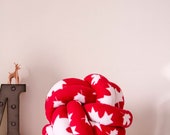 Canadian Maple Leaf Knot Pillow: Decorative Sphere Cushion — image 1