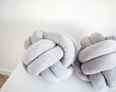 Light Grey Knot Pillow: Modern Scandinavian Decor — image 4