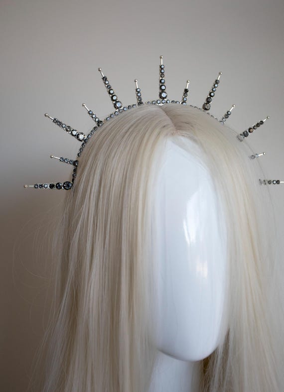 Black Crystal Sunburst Crown - Gothic Halo Headpiece, Celestial Bride Tiara, Dark Queen Spiked Headband, Alt Wedding Hair Piece PANMILLI