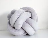 Light Grey Knot Pillow: Modern Scandinavian Decor — image 1