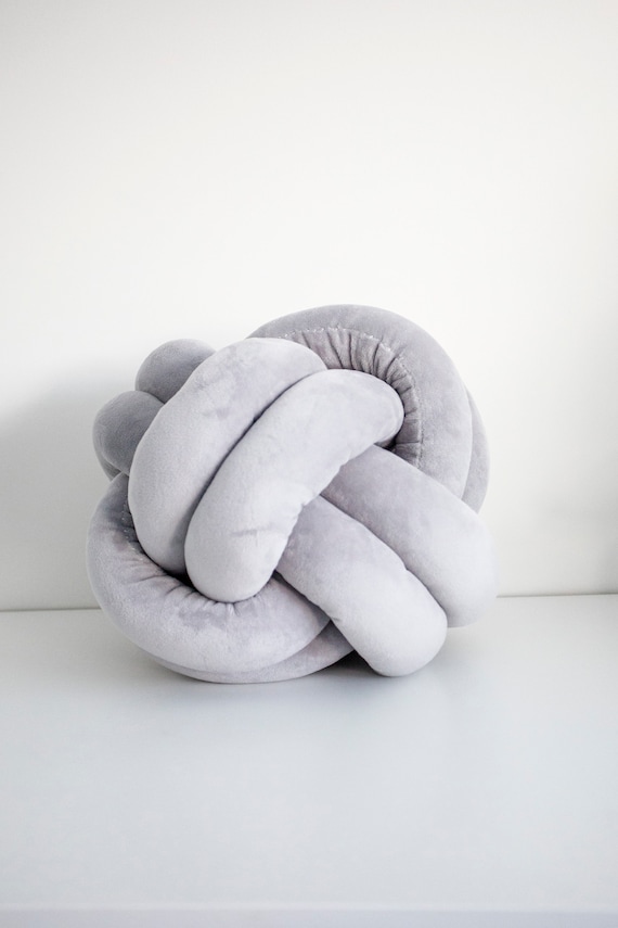Light Grey Knot Pillow: Modern Scandinavian Decor