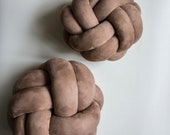Milk Chocolate Knot Pillow: Modern Scandinavian Decor — image 5