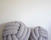 Grey Plush Knot Pillow: Scandinavian Decorative Cushion — image 3