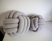 Grey Plush Knot Pillow: Scandinavian Decorative Cushion — image 8