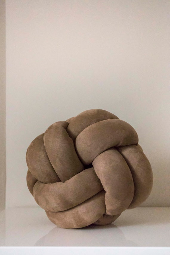 Milk Chocolate Knot Pillow: Modern Scandinavian Decor