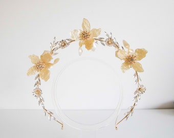 Gold flower & Wreath halo Crown - Panmilli | Goddess headpiece | Queen Crown | Bridal headband, Gift idea, Celestial bride, Photoshoot crown