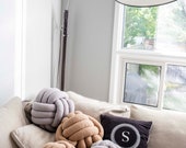 Grey Plush Knot Pillow: Scandinavian Decorative Cushion — image 4
