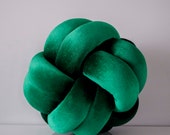 Green Anemone Knot Pillow: Modern Scandinavian Decor — image 2