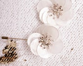 BROOCH - CORSAGE - Boutineer,  Handmade brooch, natural freshwater shell flower, — image 5