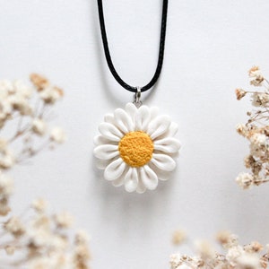 Handmade Daisy Pendant, Polymer Clay Daisy Necklace, Gift for her, Made in Australia, Bridesmaids gift